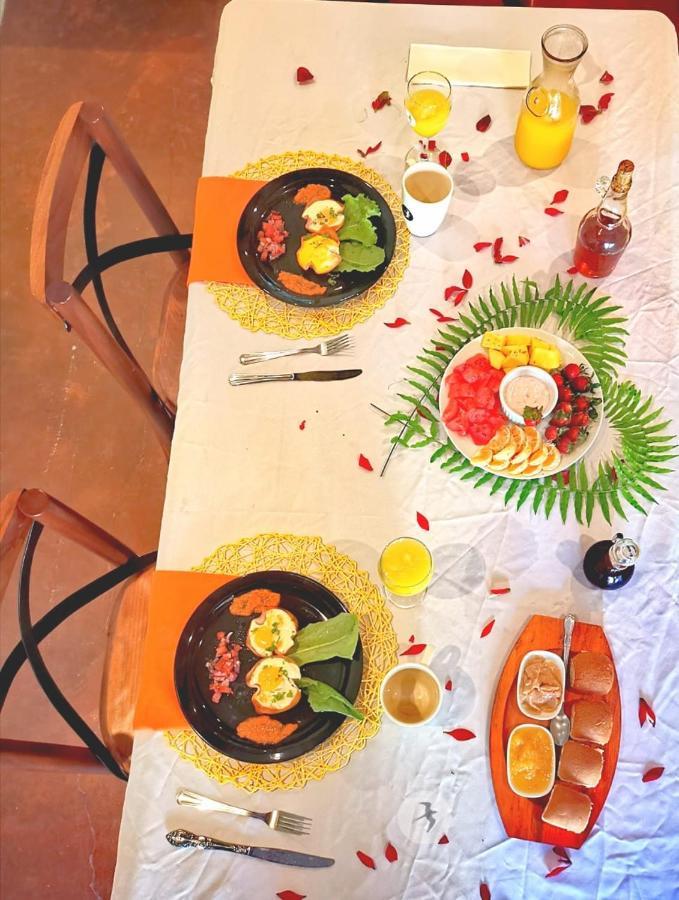 Vive Utila - Bed & Breakfast Εξωτερικό φωτογραφία