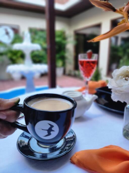 Vive Utila - Bed & Breakfast Εξωτερικό φωτογραφία